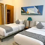 Apple Villa & Suite Seminyak
